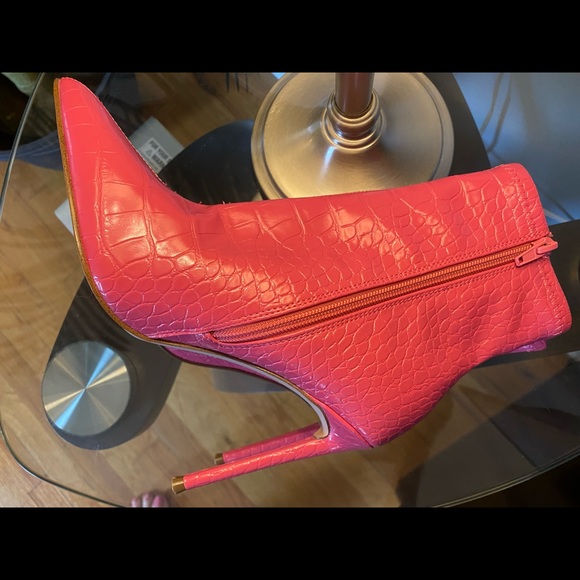 Steve Madden Posse pink crocodile stiletto heels size 6.5 new - Picture 5 of 9